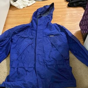 patagonia blue rain coat! size small